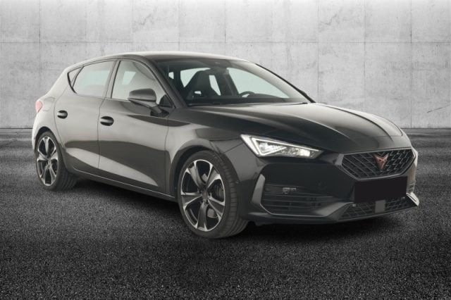 CUPRA Leon 2.0 TSI 300 CV DSG, del 2022, 27.999 km, in vendita a Pieve Di Cento (BO)