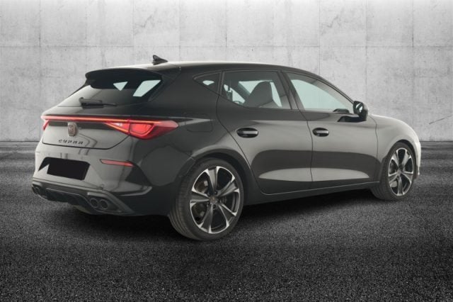 CUPRA Leon 2.0 TSI 300 CV DSG - foto 3 di 4