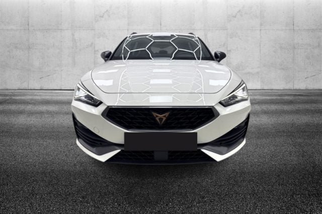 CUPRA Leon Sportstourer 1.4 e-HYBRID 204 CV DSG - foto 3 di 4