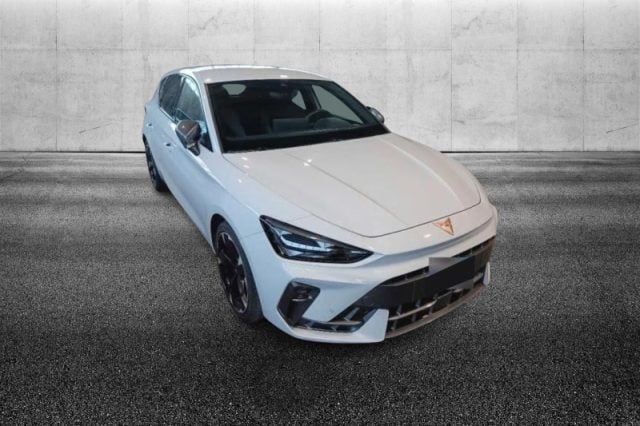 CUPRA Leon 2.0 TDI 150 CV DSG, del 2025, 17.999 km, in vendita a Pieve Di Cento (BO)