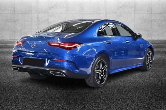 Mercedes-Benz CLA 250 e hybrid EQ AMG Line Premium - foto 2 di 4