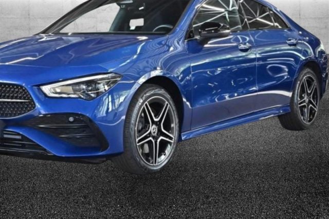 Mercedes-Benz CLA 250 e hybrid EQ AMG Line Premium - foto 3 di 4
