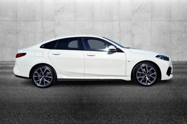 BMW 218 i Gran Coupé Msport - foto 4 di 4