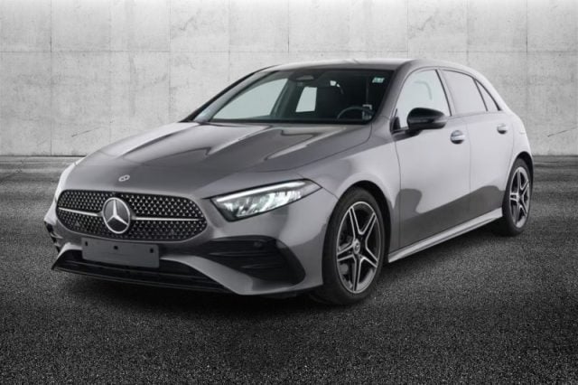 Mercedes-Benz A 200 d Automatic AMG Line Advanced, del 2025, 42.900 km, in vendita a Pieve Di Cento (BO)