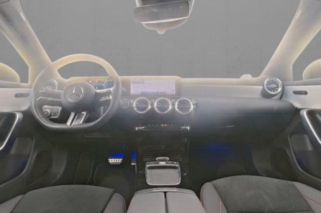 Mercedes-Benz A 220 d Automatic AMG Line Advanced - foto 3 di 4