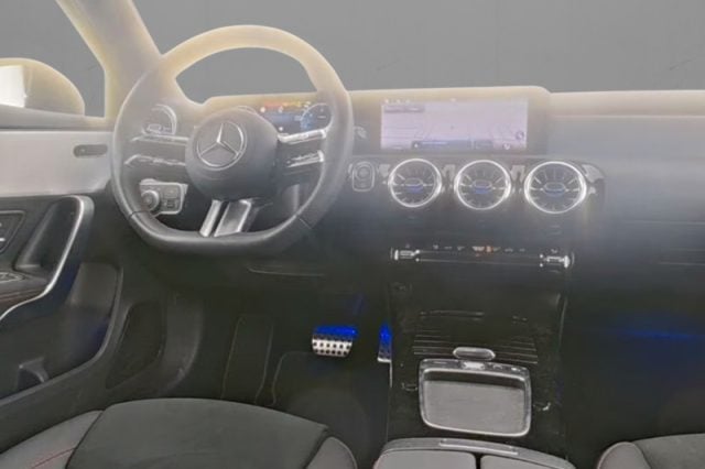 Mercedes-Benz A 220 d Automatic AMG Line Advanced - foto 4 di 4