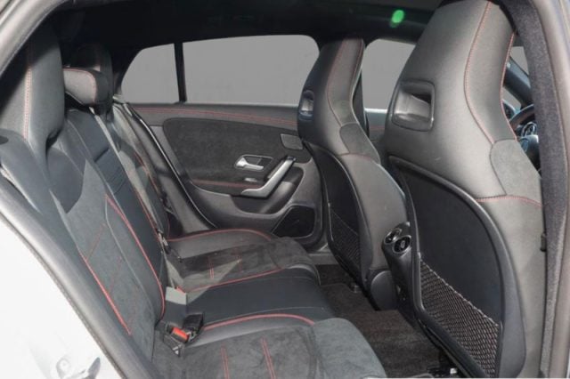 Mercedes-Benz CLA 220 d Automatic Shooting Brake AMG Line Advanced Plus - foto 4 di 4