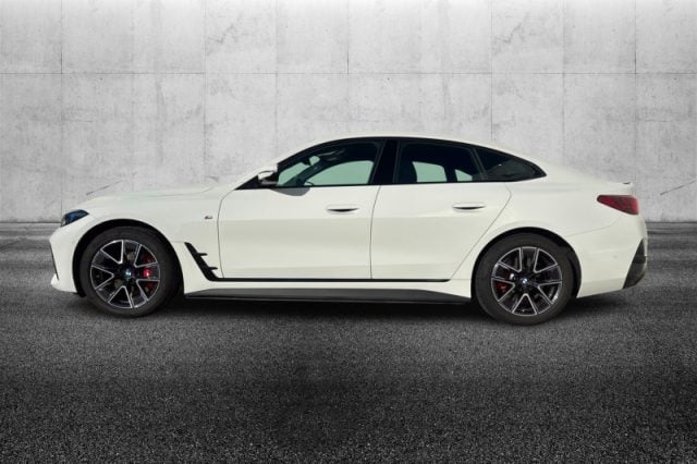 BMW i4 eDrive 40 Msport Pro - foto 3 di 4