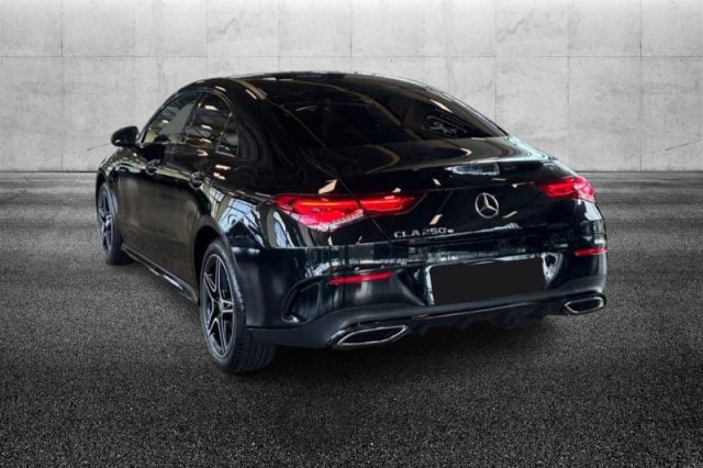 Mercedes-Benz CLA 250 e hybrid EQ AMG Line Advanced Plus - foto 4 di 4
