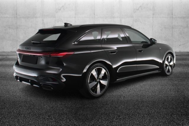 Audi A5 Avant TFSI 150 kW S tronic S Line edition - foto 3 di 4