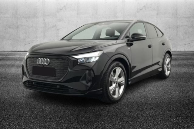 Audi Q4 e-tron Q4 SPB 35 e-tron S line edition, del 2022, 11.400 km, in vendita a Pieve Di Cento (BO)