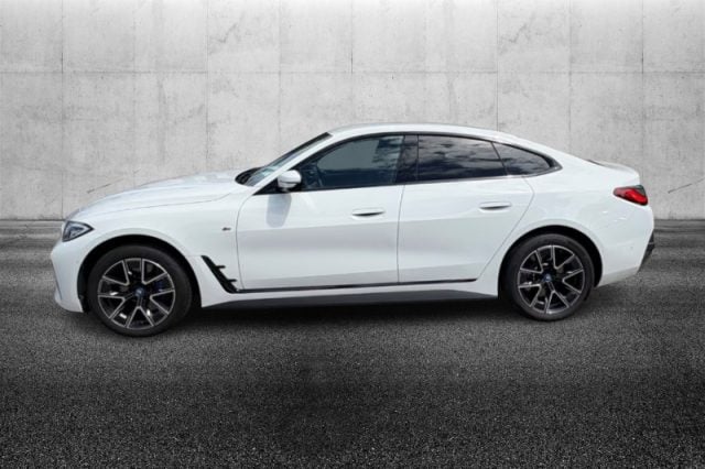 BMW i4 eDrive 35 Msport - foto 3 di 4
