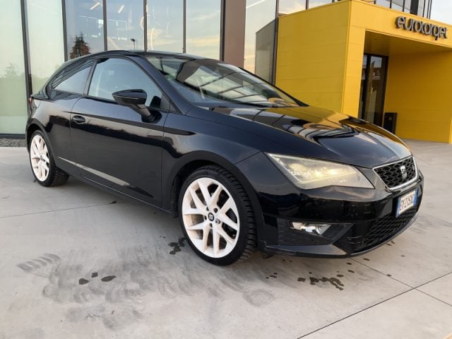 SEAT Leon 2.0 TDI 150 CV 3p. Start/Stop FR - foto 2 di 4