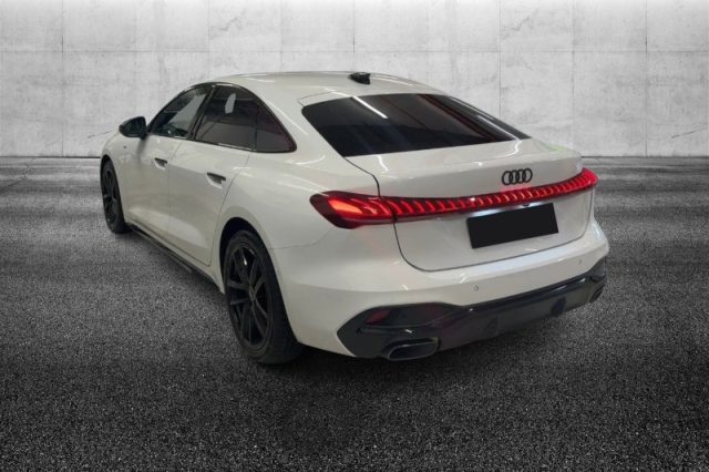Audi A5 TFSI 150 kW S tronic S Line edition - foto 4 di 4