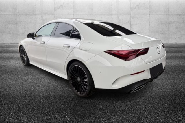 Mercedes-Benz CLA 220 d Automatic AMG Line Advanced Plus - foto 3 di 4