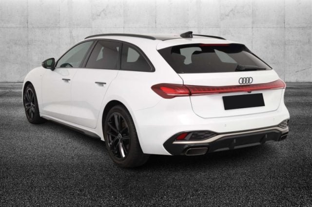Audi A5 Avant TFSI 150 kW S tronic S Line edition - foto 2 di 4