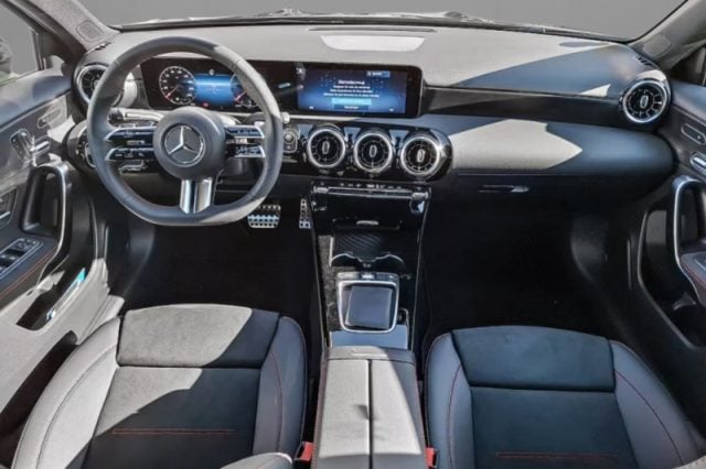 Mercedes-Benz A 200 d Automatic AMG Line Advanced - foto 4 di 4