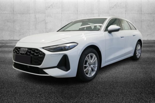 Audi A5 Avant TFSI 150 kW S tronic Business, del 2025, 14.700 km, in vendita a Pieve Di Cento (BO)