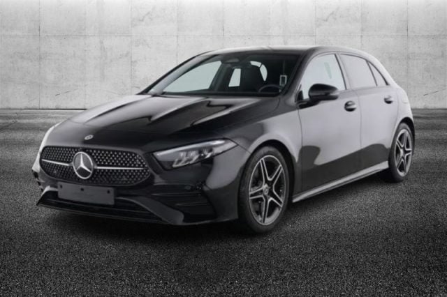 Mercedes-Benz A 200 d Automatic AMG Line Advanced Plus, del 2025, 26.300 km, in vendita a Pieve Di Cento (BO)