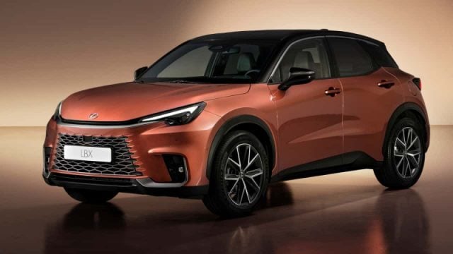 Lexus LBX Hybrid Class - foto 2 di 4