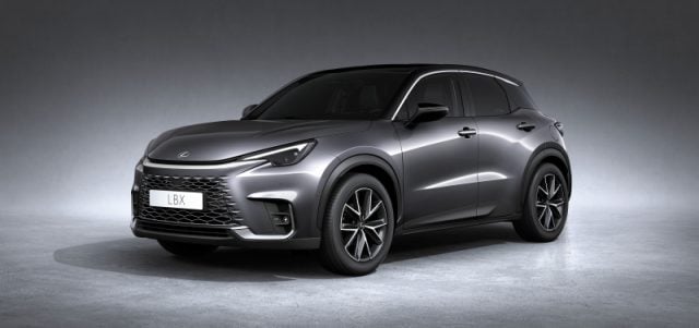 Lexus LBX Hybrid Class - foto 3 di 4