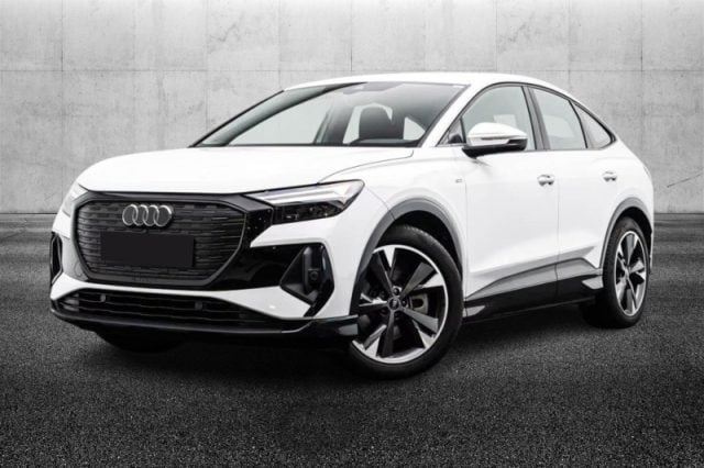 Audi Q4 e-tron Q4 SPB 40 e-tron S line edition, del 2023, 23.999 km, in vendita a Pieve Di Cento (BO)