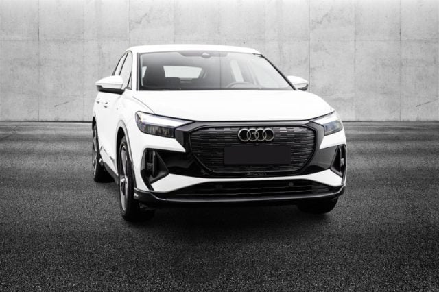 Audi Q4 e-tron Q4 SPB 40 e-tron S line edition - foto 2 di 4