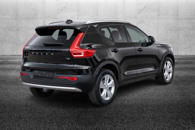 Volvo XC40 T2 automatico Core - foto 4 di 4