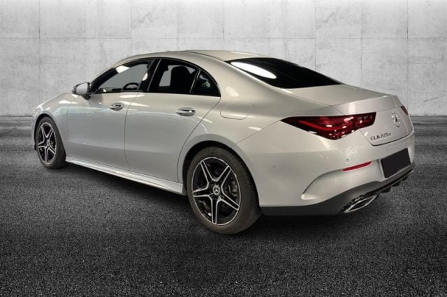 Mercedes-Benz CLA 220 d Automatic AMG Line Advanced Plus - foto 2 di 4