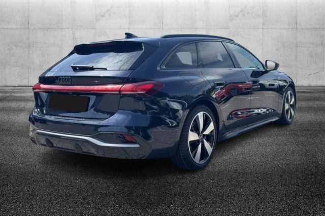Audi A5 Avant TDI 150 kW mHEV+ S tronic S Line edition - foto 2 di 4