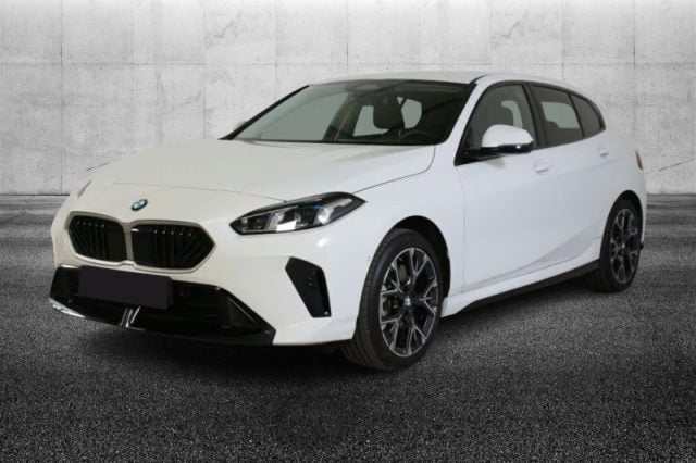 BMW 123 xDrive 48V MSport Design, del 2025, 12.999 km, in vendita a Pieve Di Cento (BO)