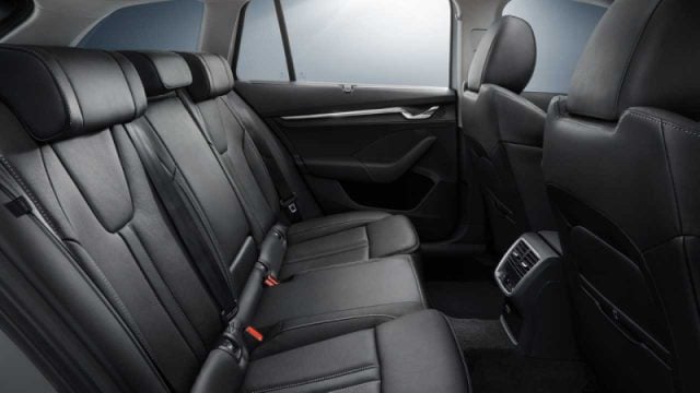 Skoda Octavia 2.0 TSI 204 CV DSG 4x4 Wagon Executive, in vendita a Pieve Di Cento (BO)