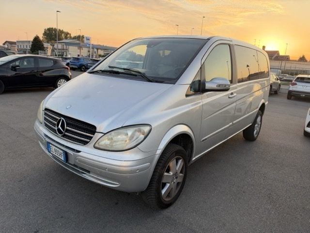 Mercedes-Benz Viano 2.2 CDI 4Matic Ambiente, del 2011, 213.000 km, in vendita a Pieve Di Cento (BO)