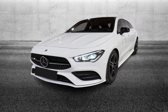 Mercedes-Benz CLA 220 d Automatic Shooting Brake AMG Line Advanced Plus, del 2023, 47.999 km, in vendita a Pieve Di Cento (BO)