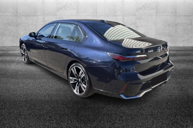 BMW 740 d xDrive Msport - foto 4 di 4
