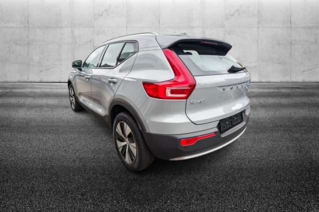 Volvo XC40 B3 automatico Core - foto 4 di 4