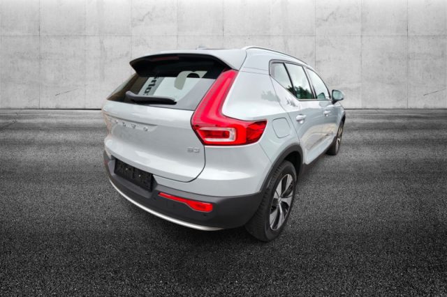 Volvo XC40 B3 automatico Core - foto 3 di 4