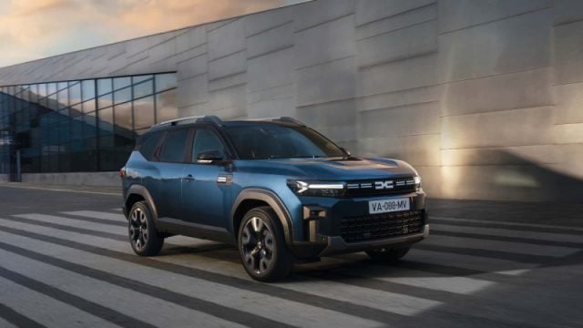 Dacia Bigster Hybrid 155 CV Journey - foto 2 di 4