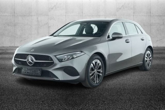 Mercedes-Benz A 200 d Automatic Progressive Advanced, del 2025, 26.999 km, in vendita a Pieve Di Cento (BO)