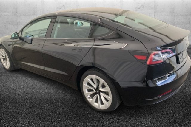 Tesla Model 3 Long Range Dual Motor AWD - foto 3 di 4