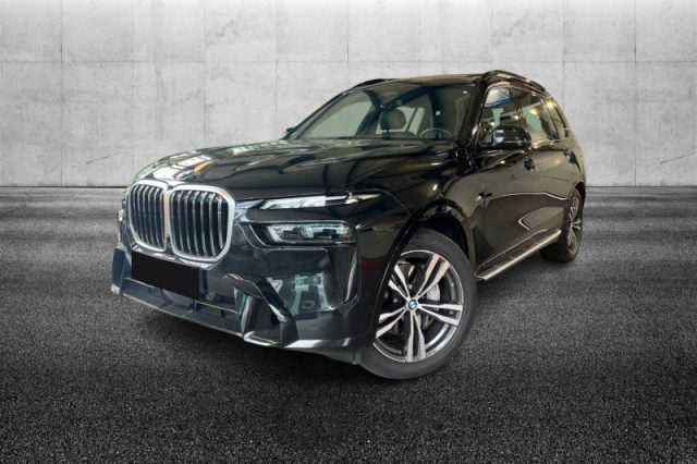 BMW X7 xDrive40d 48V Msport, del 2023, 22.999 km, in vendita a Pieve Di Cento (BO)
