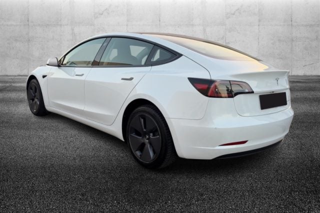 Tesla Model 3 Long Range Dual Motor AWD - foto 3 di 4