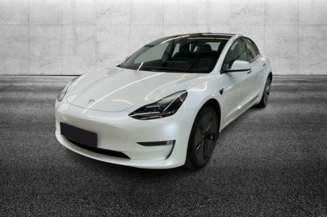 Tesla Model 3 Long Range Dual Motor AWD, del 2023, 39.999 km, in vendita a Pieve Di Cento (BO)