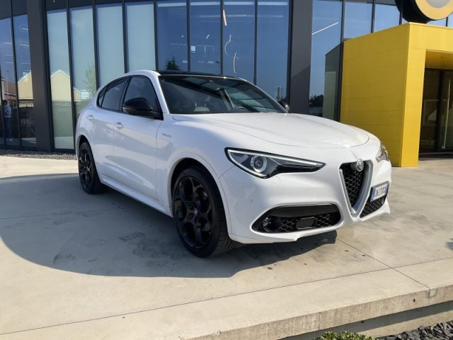 Alfa Romeo Stelvio 2.2 Turbodiesel 210 CV AT8 Q4 Veloce - foto 3 di 4