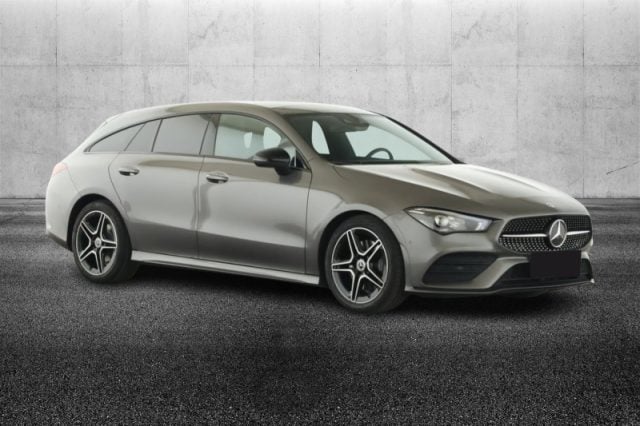 Mercedes-Benz CLA 220 d Automatic Shooting Brake AMG Line Advanced Plus - foto 2 di 4