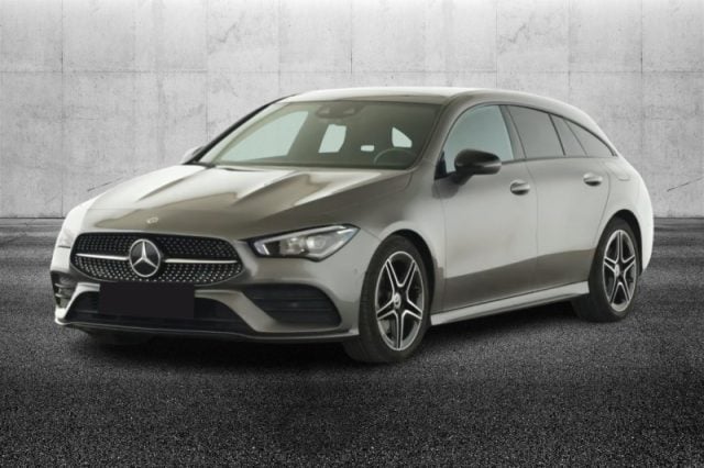 Mercedes-Benz CLA 220 d Automatic Shooting Brake AMG Line Advanced Plus, del 2023, 47.400 km, in vendita a Pieve Di Cento (BO)