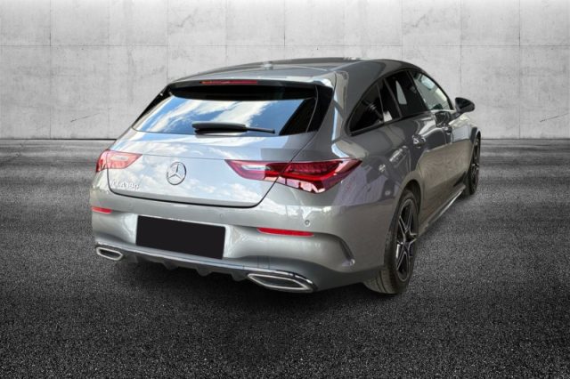 Mercedes-Benz CLA 180 Automatic Shooting Brake AMG Line Advanced Plus - foto 4 di 4