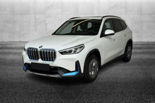 BMW iX1 xDrive 30, del 2023, 42.200 km, in vendita a Pieve Di Cento (BO)