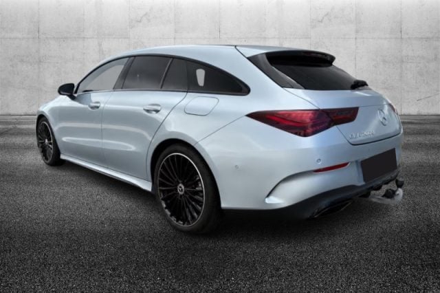 Mercedes-Benz CLA 200 d Automatic Shooting Brake AMG Line Advanced Plus - foto 3 di 4