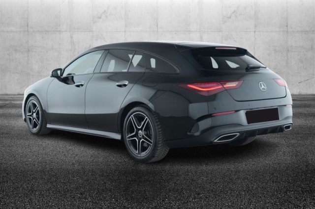 Mercedes-Benz CLA 180 Automatic Shooting Brake AMG Line Advanced Plus - foto 4 di 4